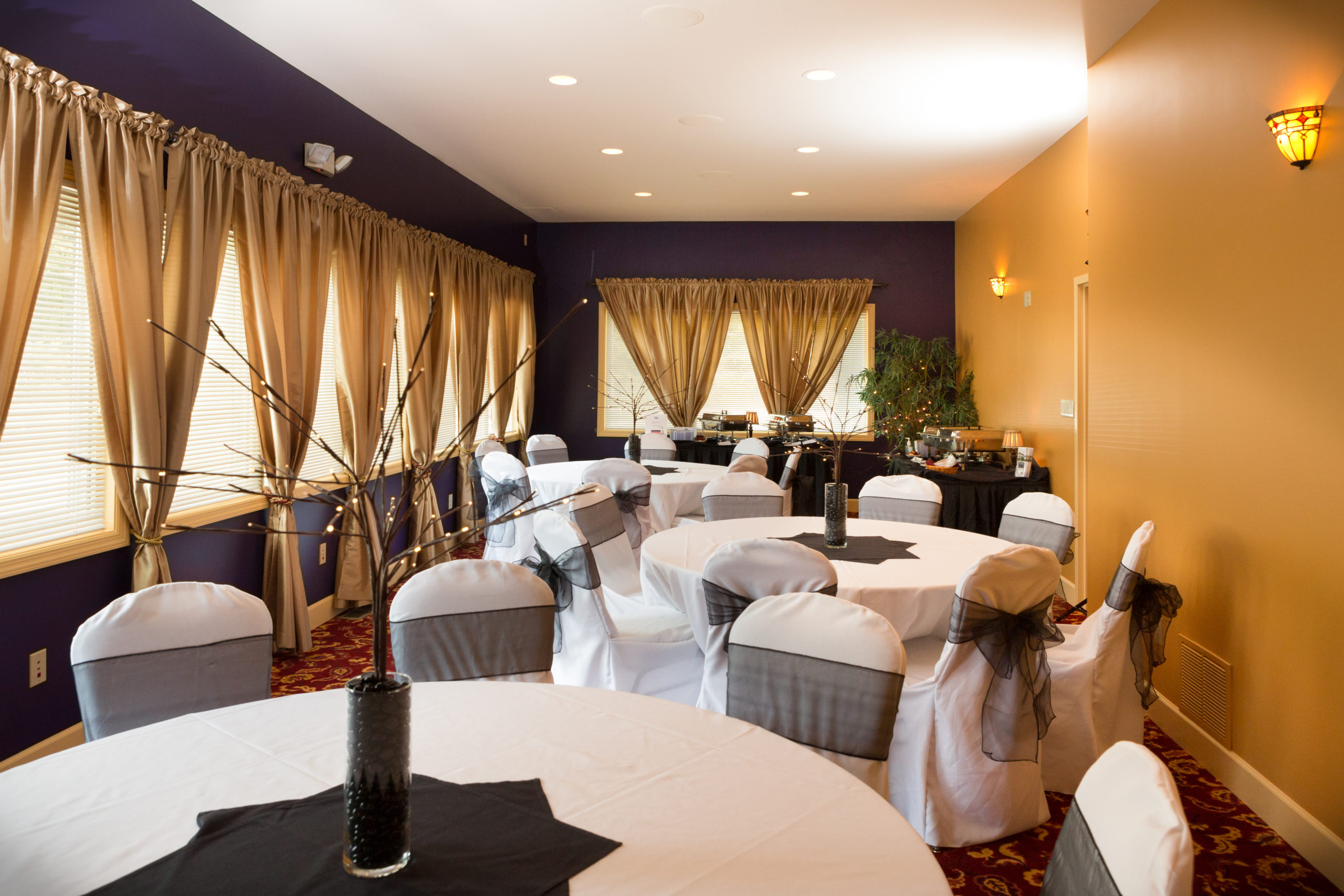 5 Reasons to Plan a Small and Intimate Wedding